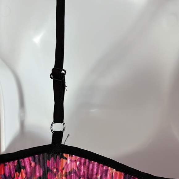 City Chic top - Picture 4 of 5